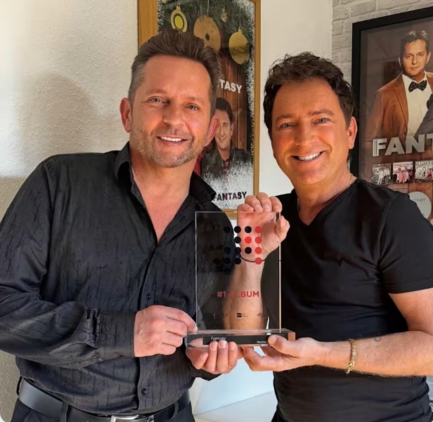 FANTASY SCORE EIGHTH NUMBER ONE ALBUM IN GERMANY WITH WILLKOMMEN IM WUNDERLAND(图1)