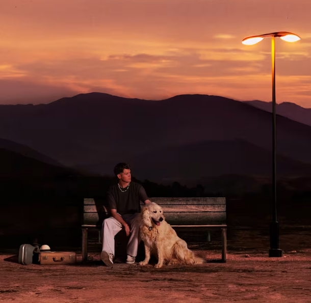 JAMIE MILLER RELEASES DEBUT ALBUM LONG WAY HOME(图1)