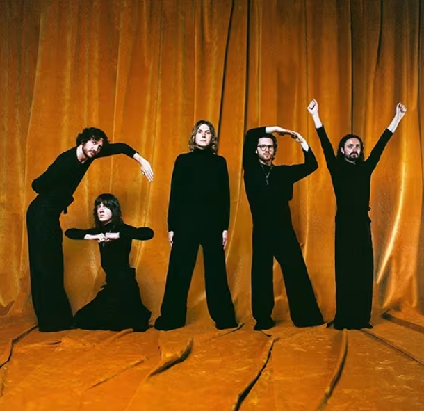 BLOSSOMS SECURE FOURTH UK NUMBER ONE ALBUM WITH GARY(图1)
